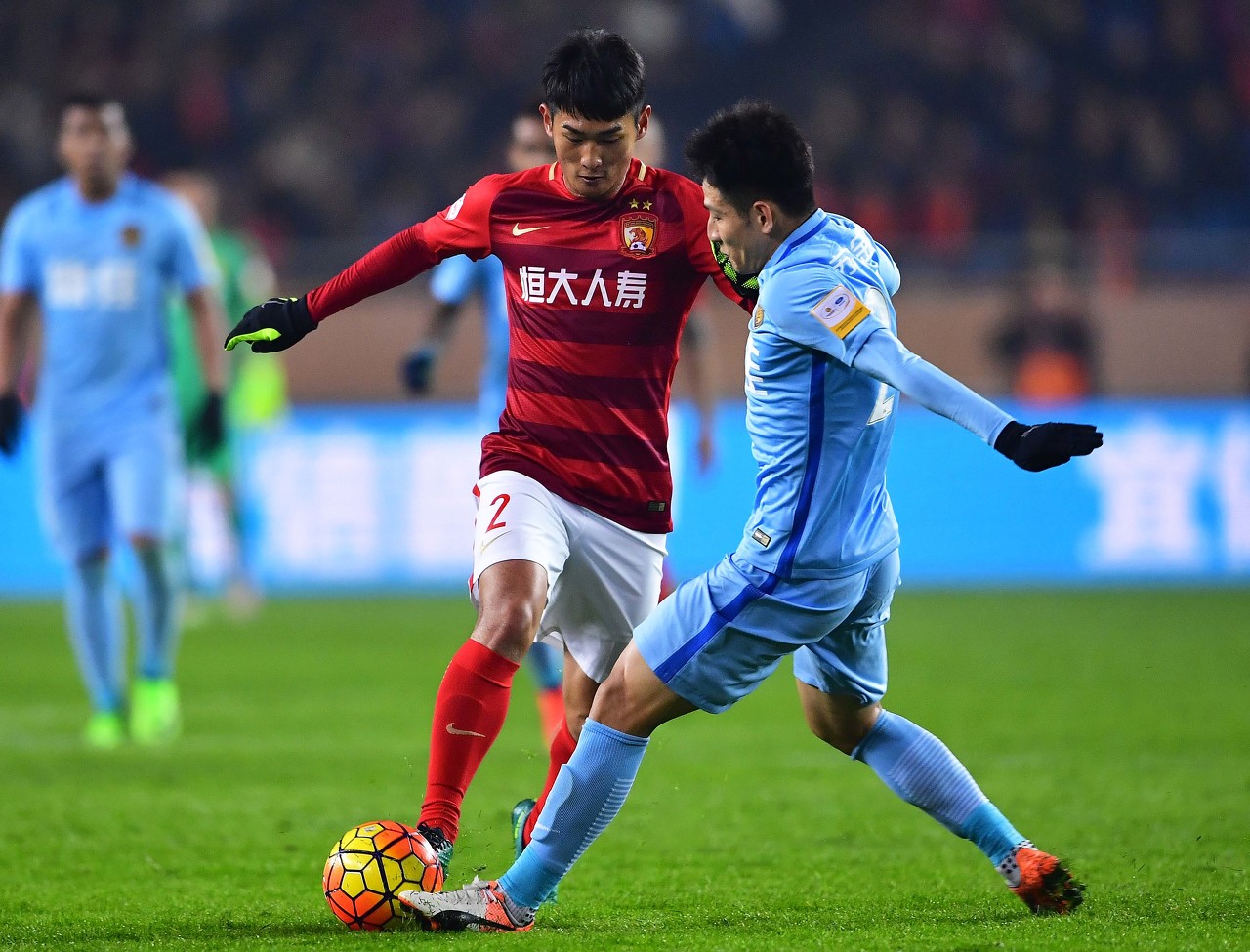 恒大主场战平，球队表现令人期待