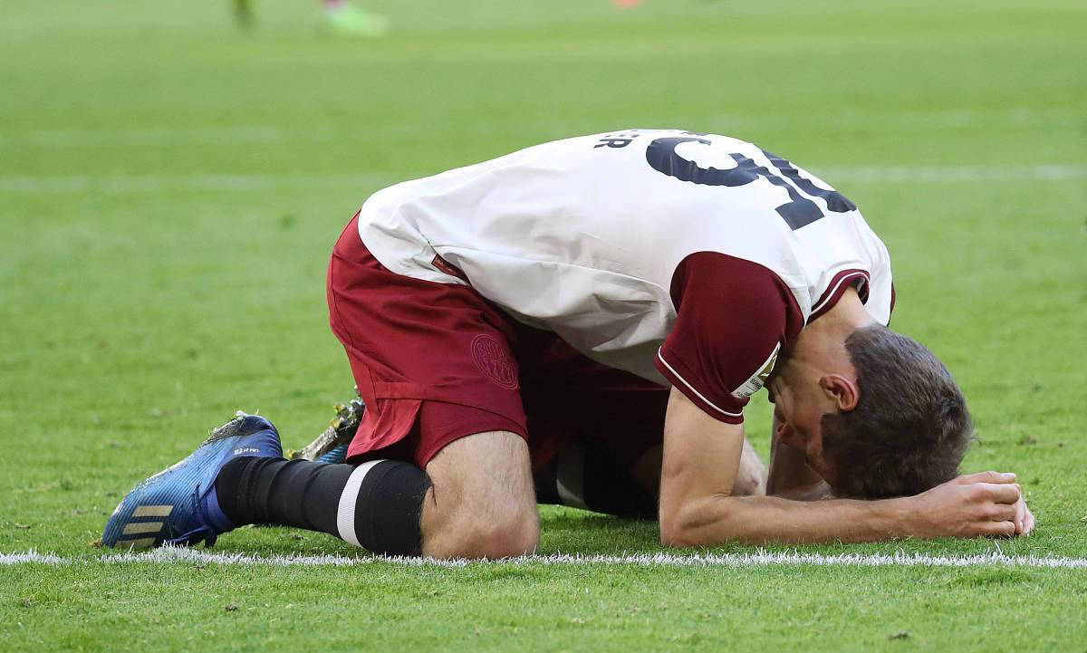 法兰克福上轮比赛主场失利，急需调整的简单介绍