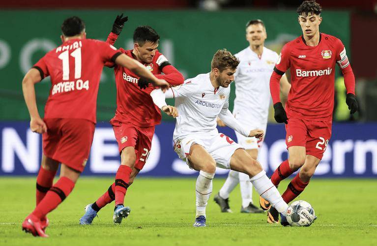 法兰克福将迎战沃尔夫斯堡，争取下一场比赛的胜利的简单介绍