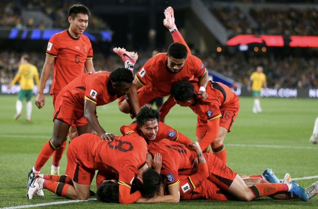 包含足球联赛精彩战况，球队实力大考验的词条