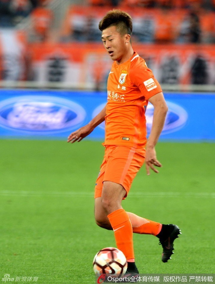 富力客场绝杀对手，迅速领先积分榜