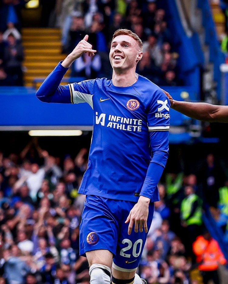 切尔西客场1:2不敌西汉姆,争冠前路坎坷的简单介绍