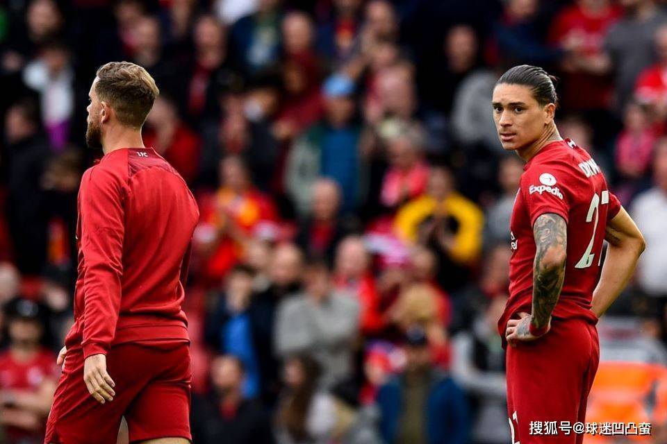 包含伊瓦斯连场失利，征战本赛季困难的词条