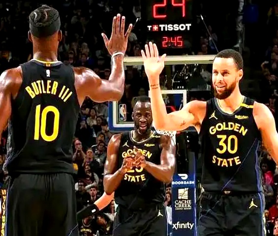 包含传闻:巨星即将复出,球队保持平稳的词条