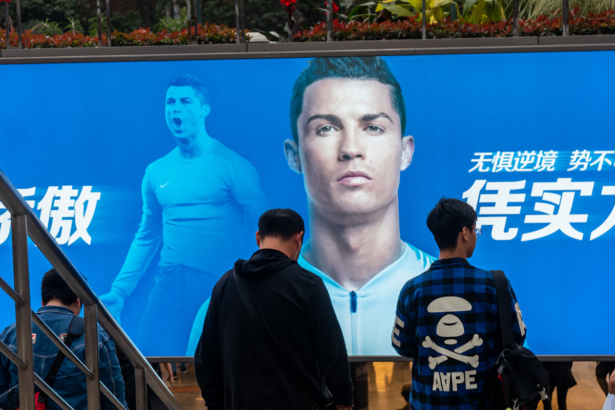 关于大牌球星异军突起，凭实力赢得尊重的信息