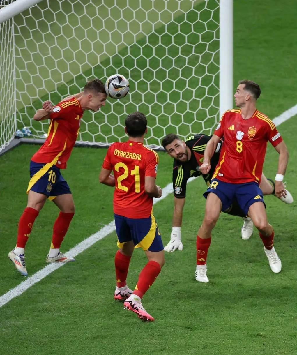 欧洲巅峰碰撞即将上演，胜者将成就传奇