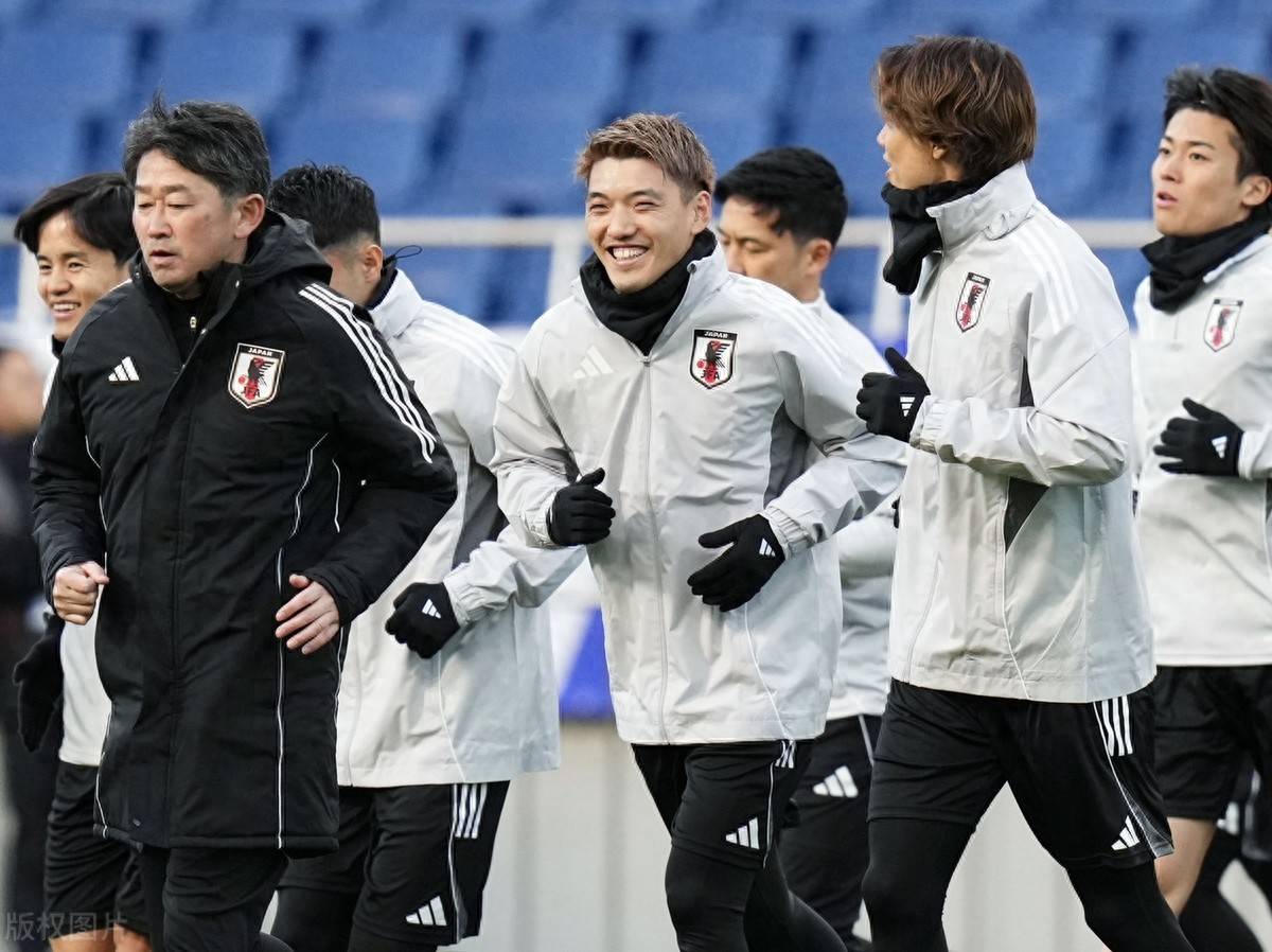 包含日本球队失利，全力争取下一轮机会的词条