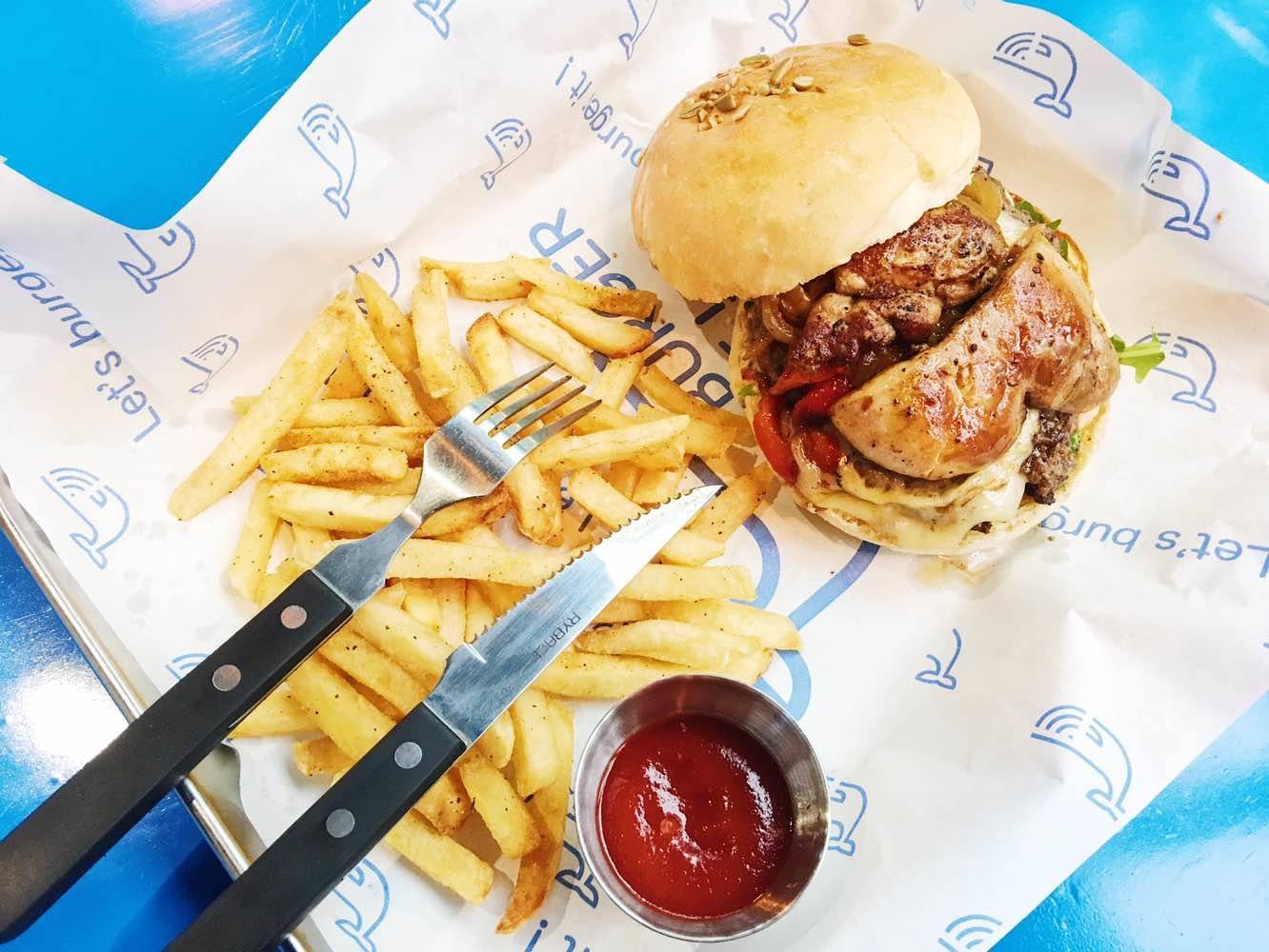 汉堡蓝白在客场表现出色,力争保级成功的简单介绍