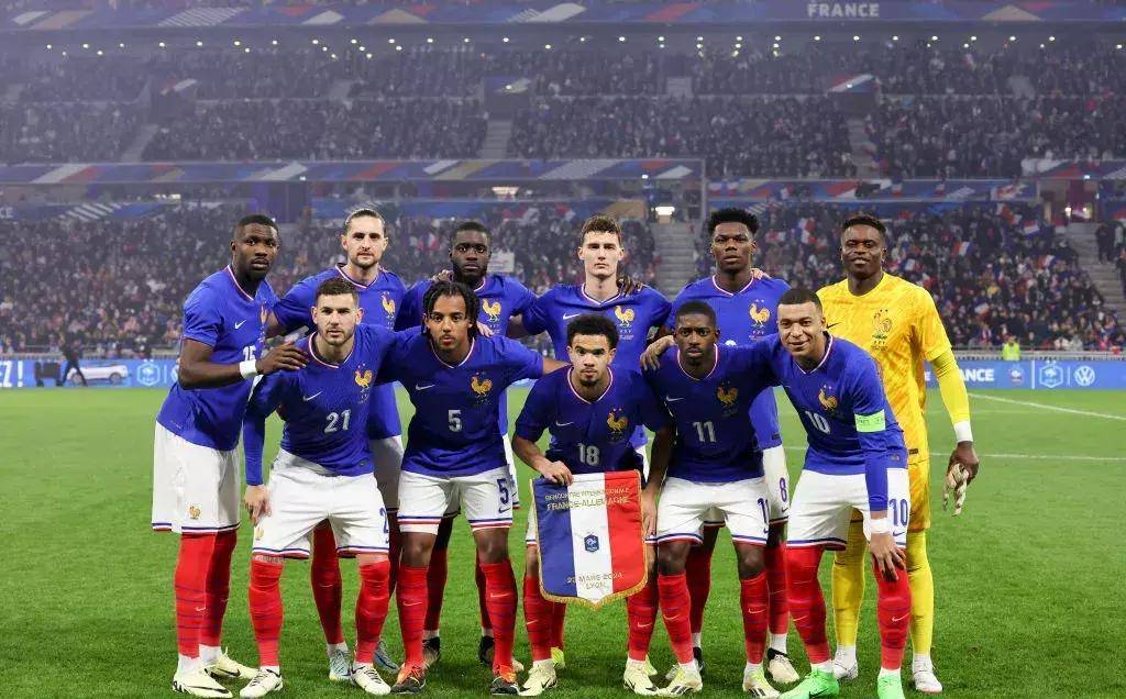 法国逆转西班牙，成功晋级欧洲杯决赛