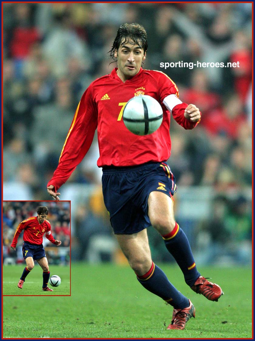 包含西班牙队凭借进攻力取胜爱沙尼亚队的词条