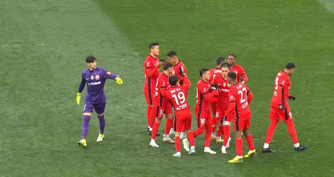 亚太杯赛程紧凑，球员面临激烈对决