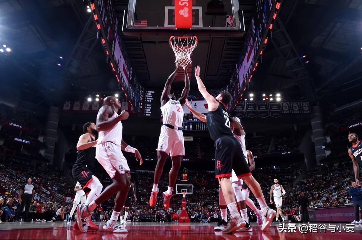 包含快船尴尬连败，球队寻找突破口重整旗鼓的词条