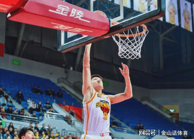 上海男篮履历八连败,彻底垫底无缘季后赛的简单介绍