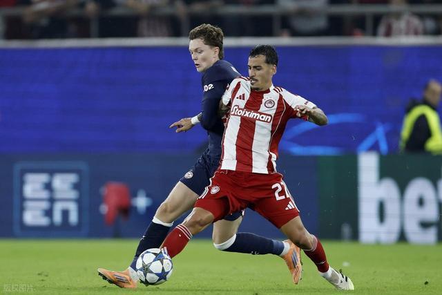 包含马德里竞技取得胜利,球队士气大振的词条