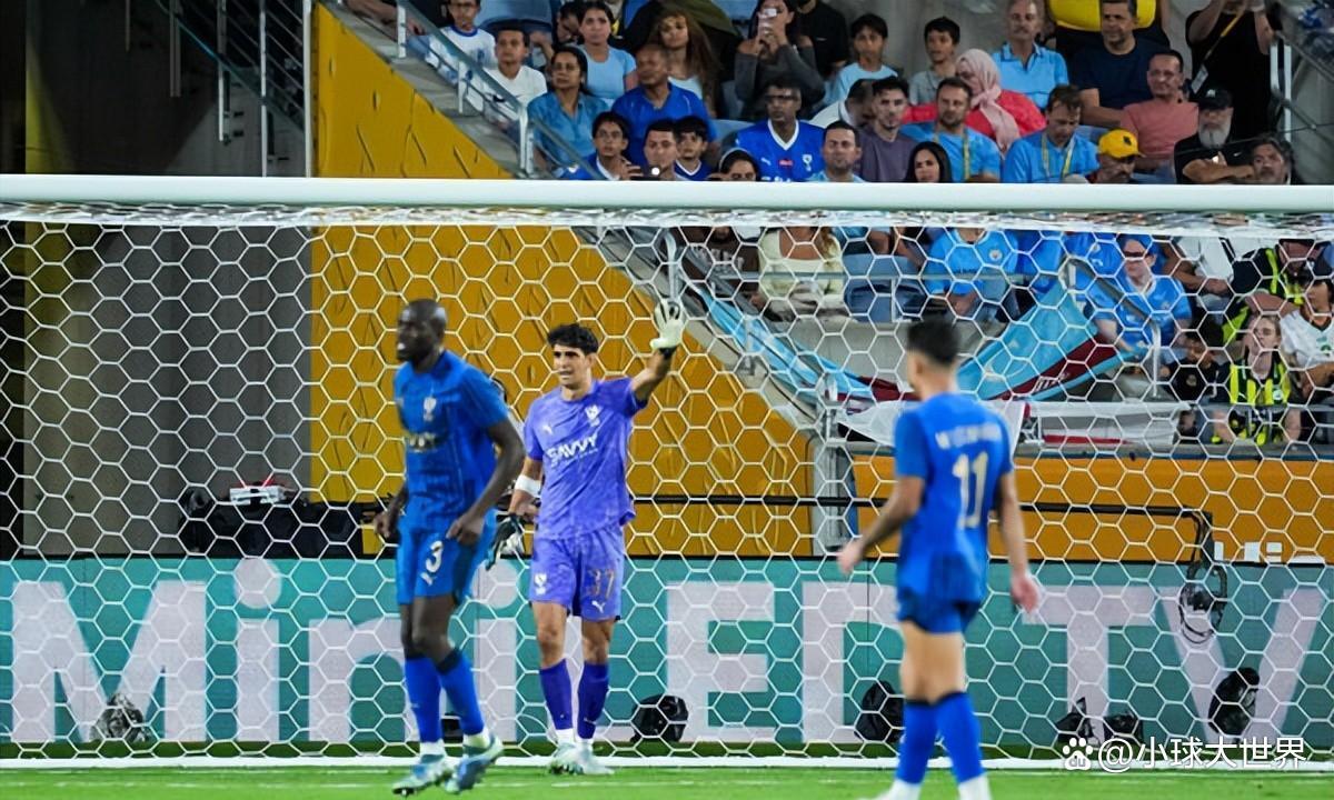 关于欧洲杯赛场上的豪门争霸，球迷热情高涨的信息