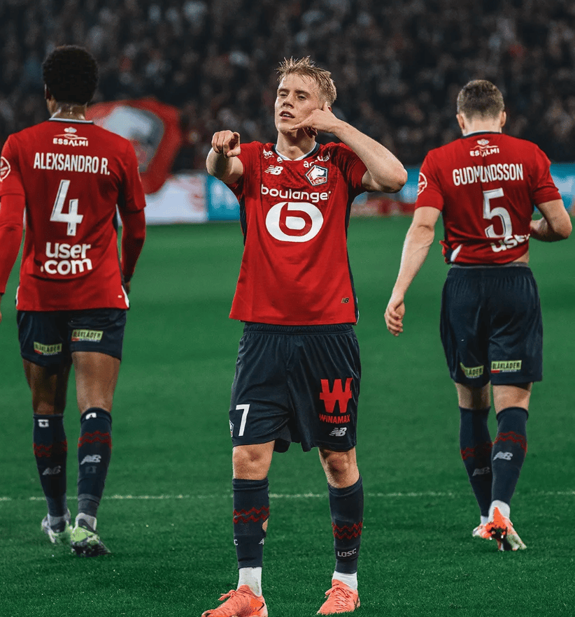 包含里尔主场逼平昂热,保持不败纪录的词条