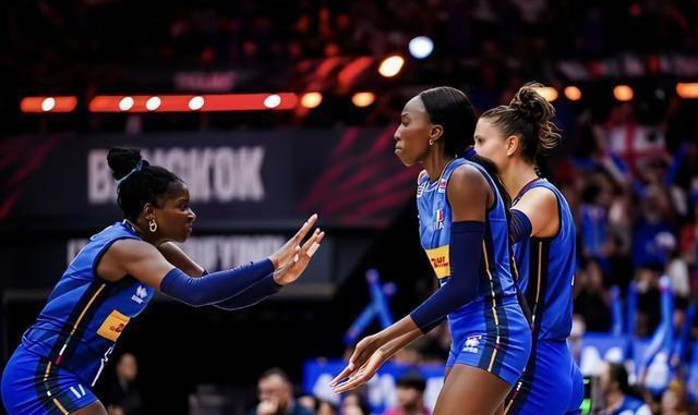 关于欧洲足球盛事擂台对决,火花四射的信息