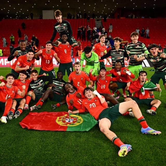 葡萄牙前锋连续破门,成为欧洲杯最佳射手候选