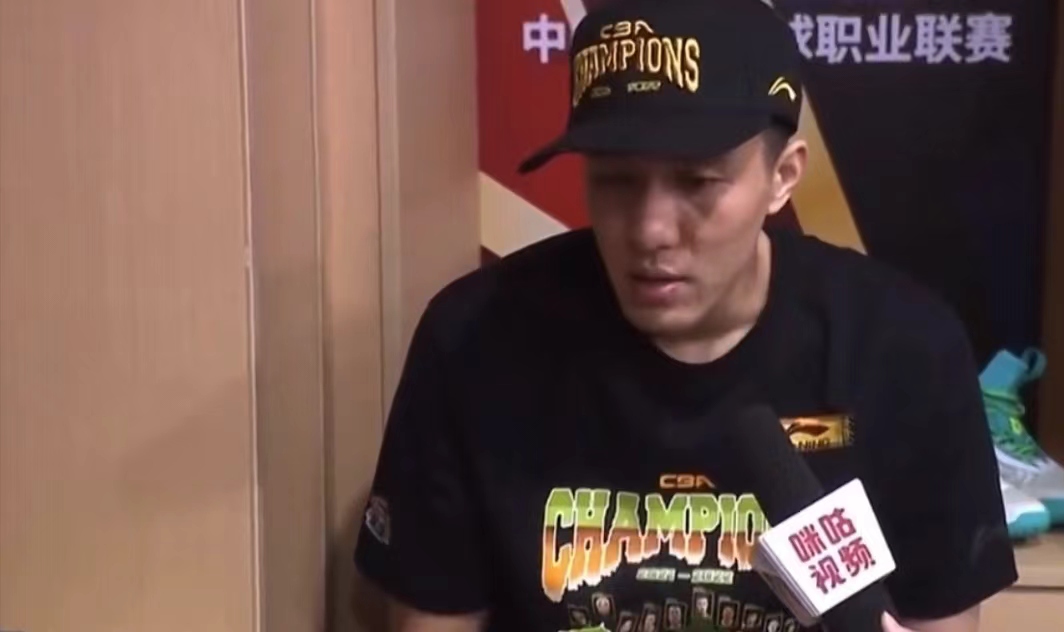 郭艾伦砍下35分，带领球队晋级半决赛