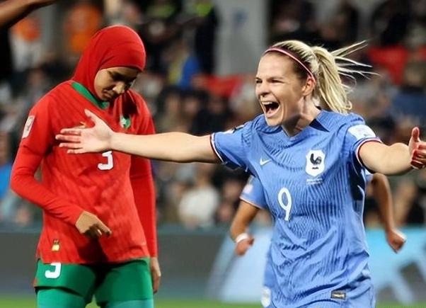 法国女足大比分胜出，成功晋级国际比赛半决赛