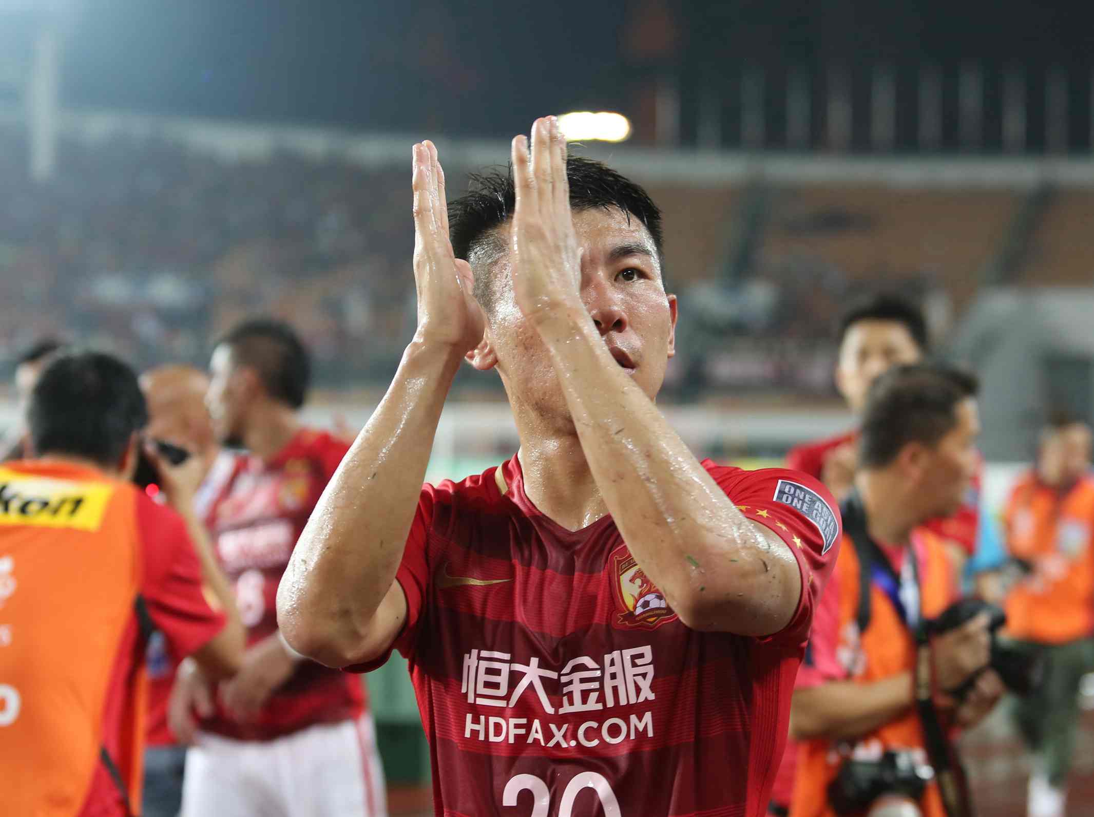 恒大主场痛失胜利，球队需提振士气的简单介绍